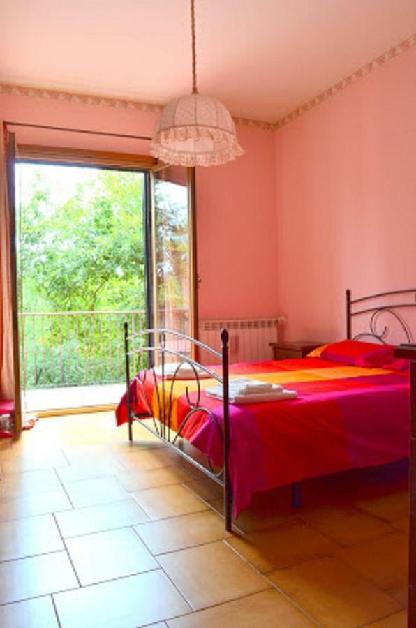 B&B Le Tre Rose Di Maria Pedara Exterior foto