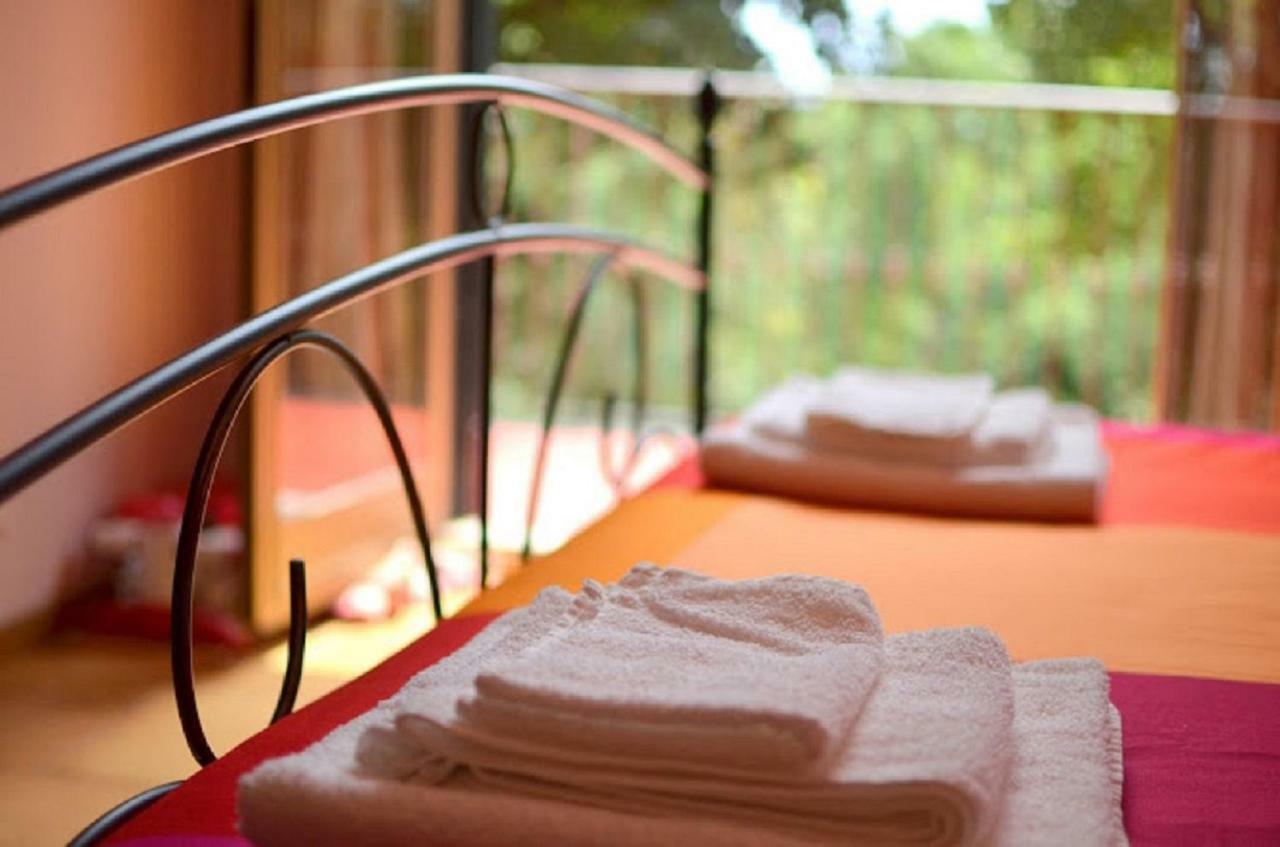 B&B Le Tre Rose Di Maria Pedara Exterior foto